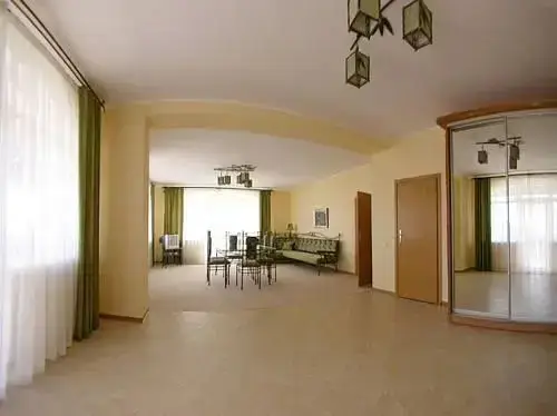 Восход: Villa Maria