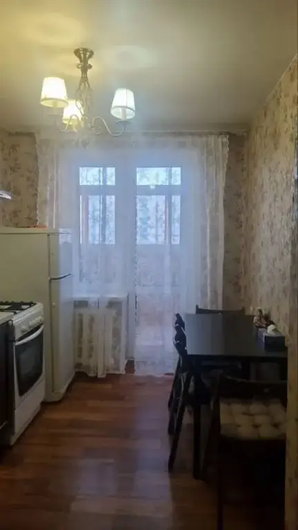 Новый Уренгой: Квартира в микрорайоне Советском 2/1