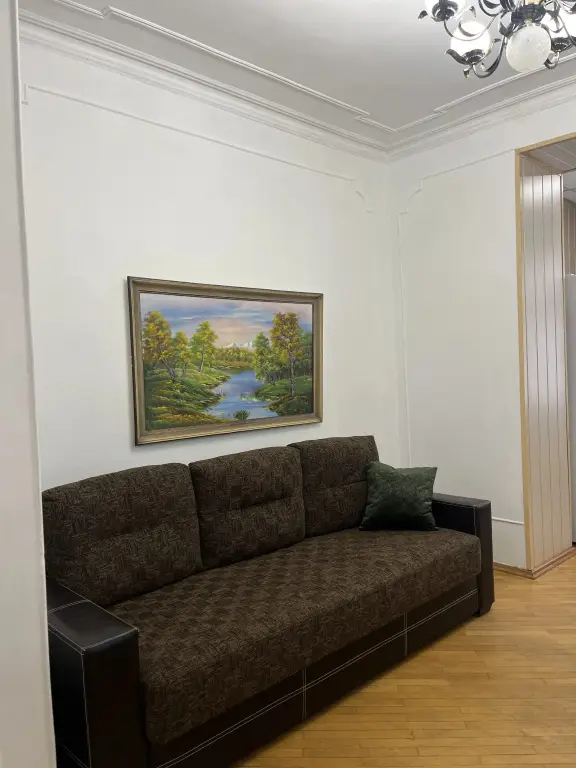 Владикавказ: Квартира В центре Владикавказа с высокими потолками
