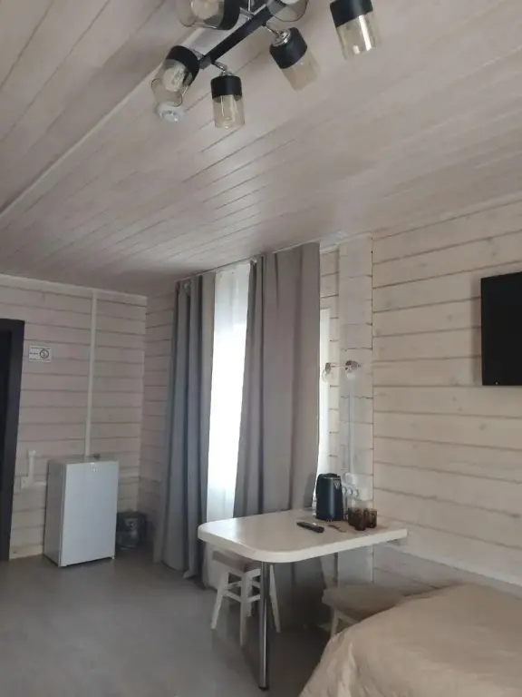 Хижир: Baikal Family House (Байкал Фэмили Хаус)