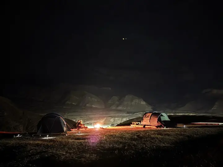 Былым: Акъ Топракъ