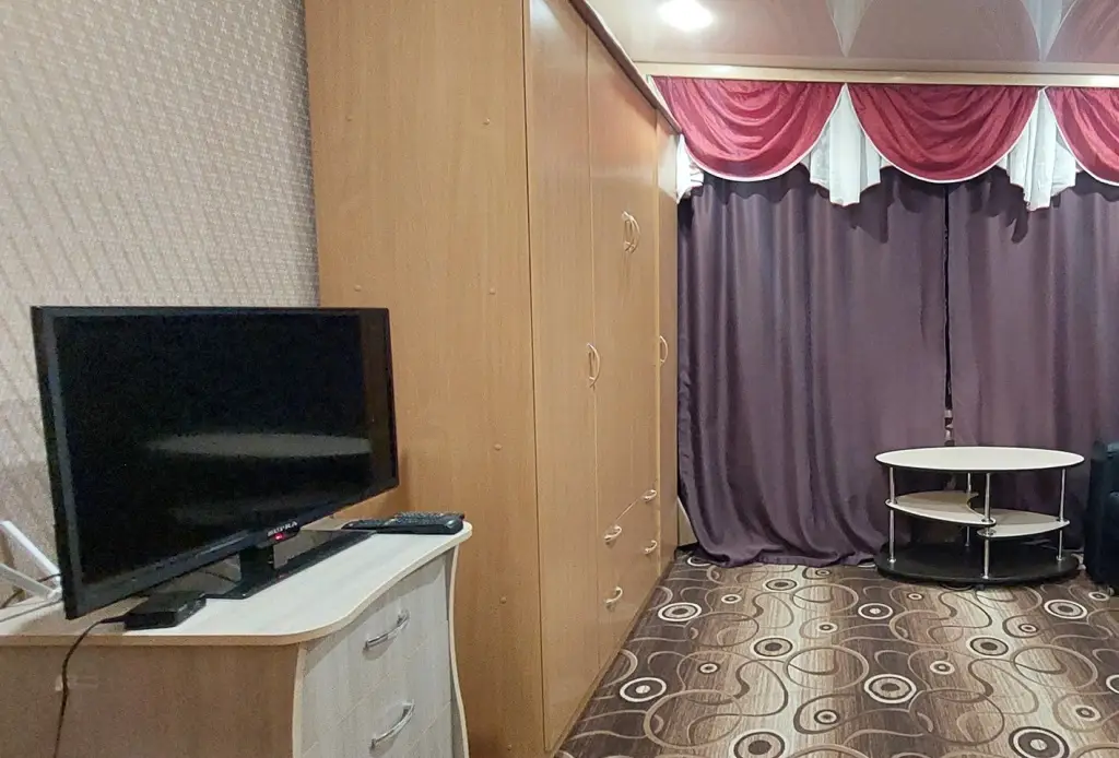 Норильск: Квартира двухкомнатная Космонавтов 17