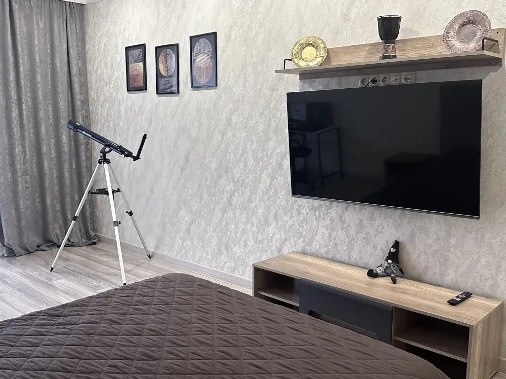 Владикавказ: Квартира На Шамиля Джикаева 1А