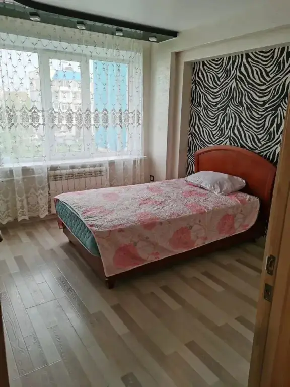 Петропавловск-Камчатский: Квартира Евротрешка на Фролова 4