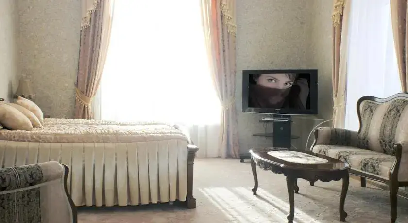 Орск: Колизей
