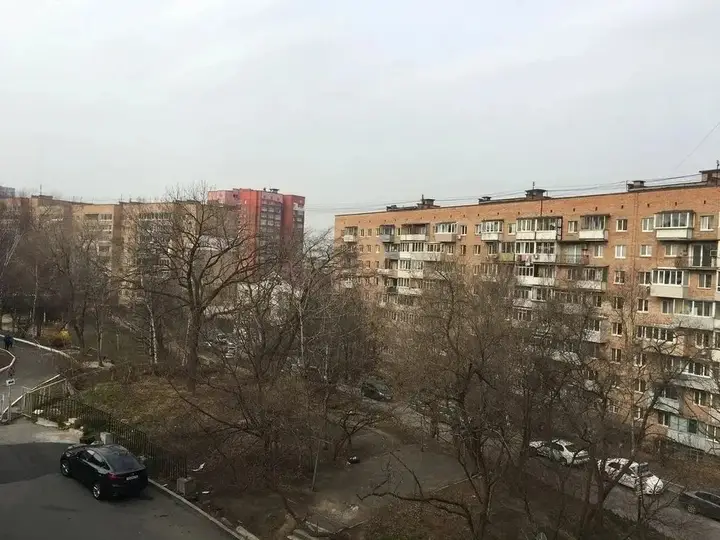 Владивосток: Apartment on pr.100 Let Vladivostoku