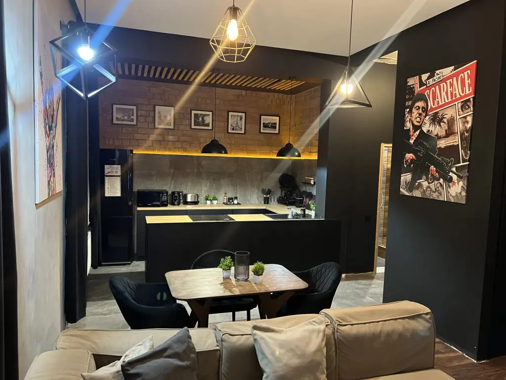 Сыктывкар: Квартира Лофт 3,5 м Потолок