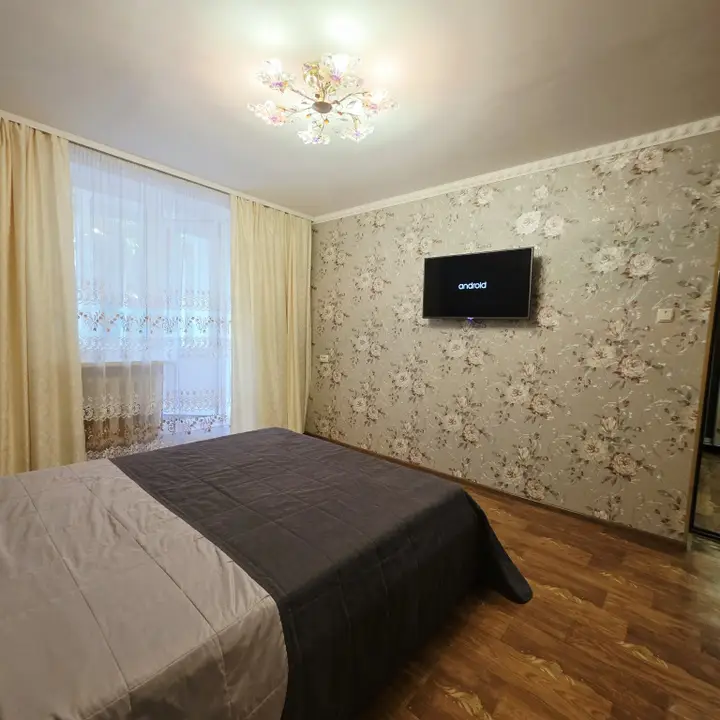 Симферополь: Квартира Большая в Центре Симферополя
