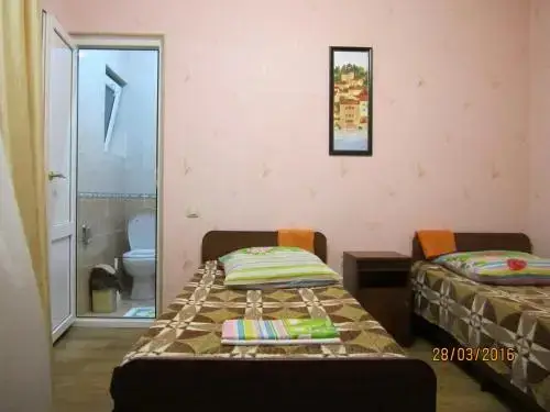 Сочи: Guesthouse Yuzhny Veterok