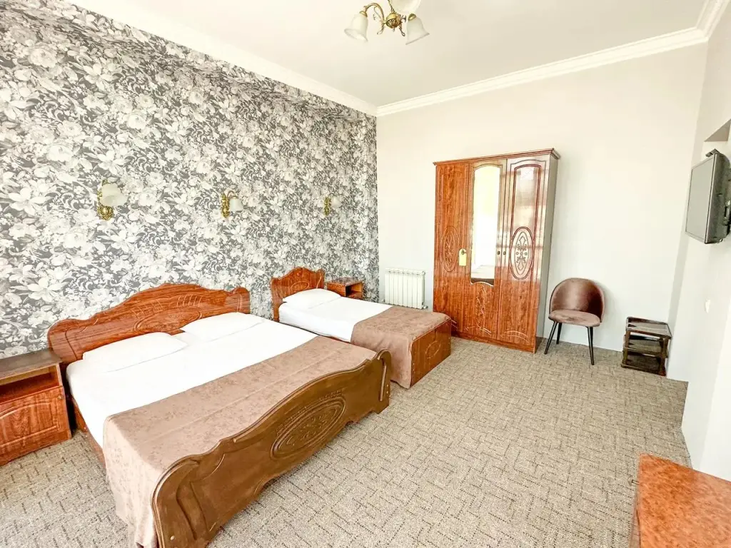 Сочи: Элона