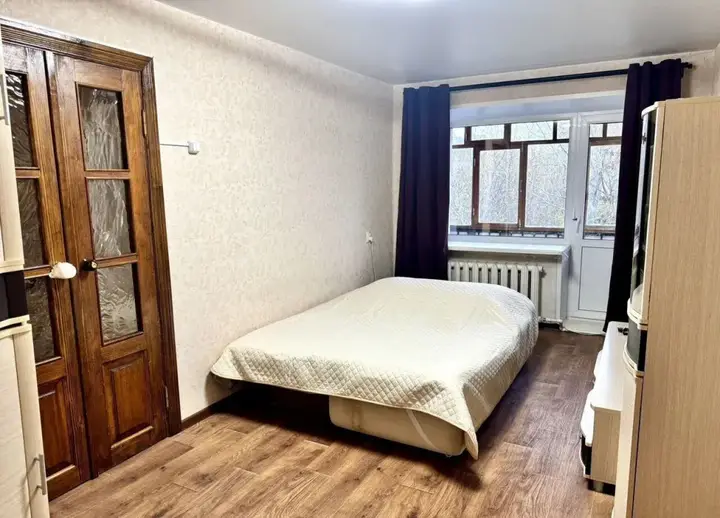 Бор: Квартира на Рослякова 34