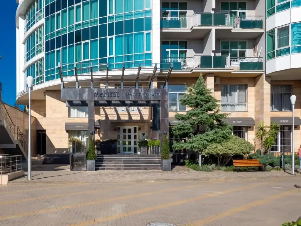 Real Apartments (Риал Апартментс) семейные апартаменты на улице Гагринская 10 — фото 1