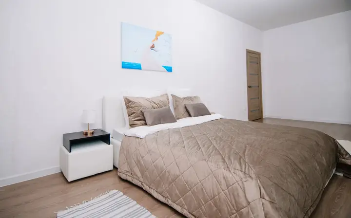 Самара: Квартира MyHomeYourHome на 3-я Просека 94 лит.А