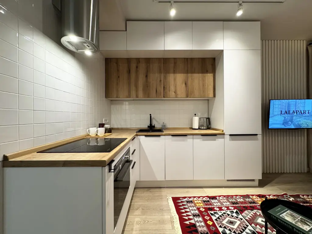 Москва: Квартира Lalapart Red Velvet Красный Бархат в ЖК Савеловский Сити