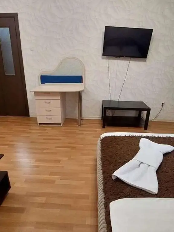 Новый Уренгой: Крокус на микрорайоне Оптимистов 3/2