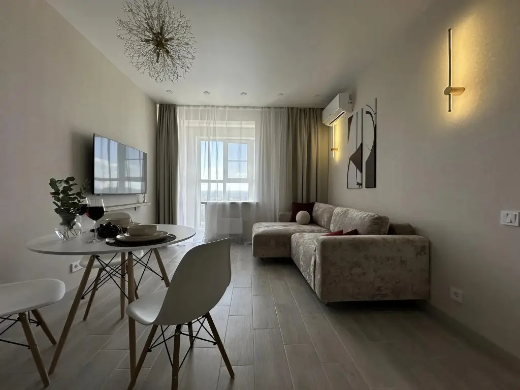 Нижний Новгород: Apartament 52 на проспекте Ленина 98 Дк1