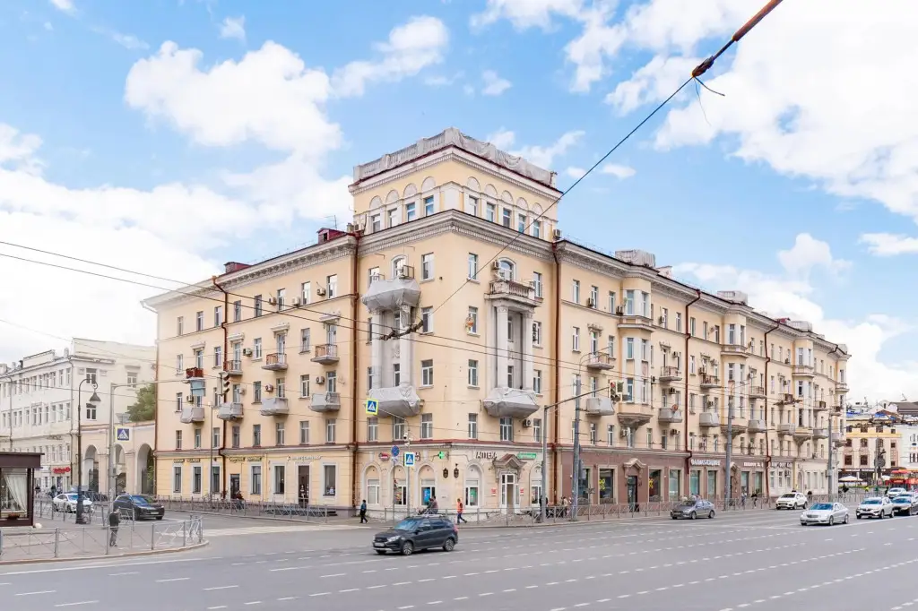 Квартира в историческом центре Казани на Пушкина 5 — фото 1