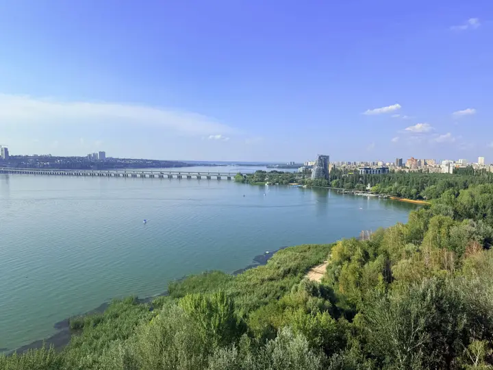Воронеж: Квартира Видовая студия с дизайнерским ремонтом