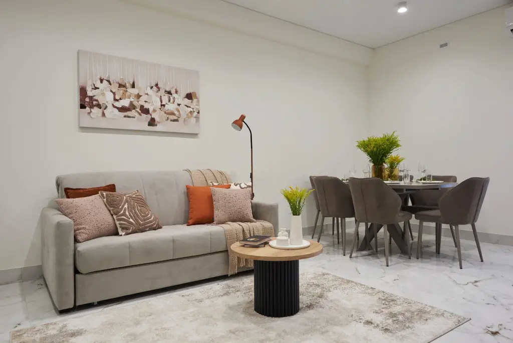 Сочи: Апартаменты Red Apartments Светлана Парк Шарлотта