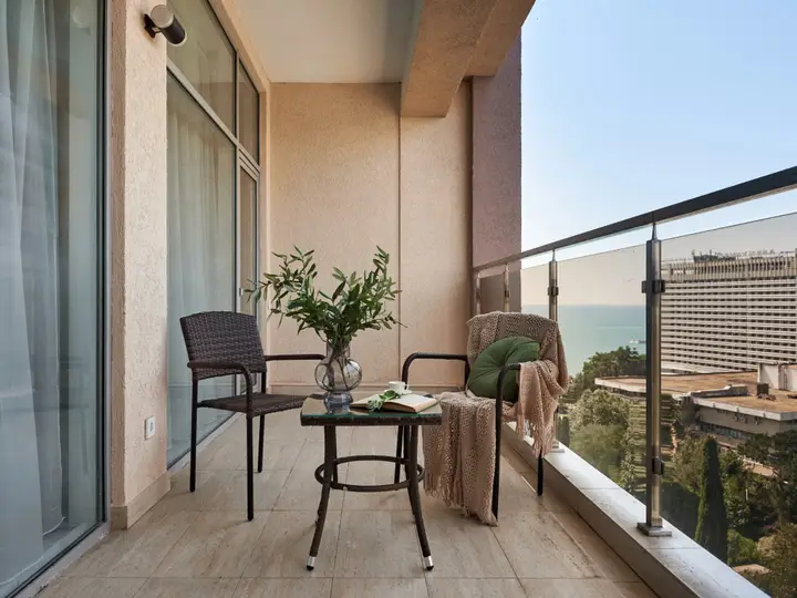 Сочи: Апартаменты Red Apartments Светлана Парк Шарлотта