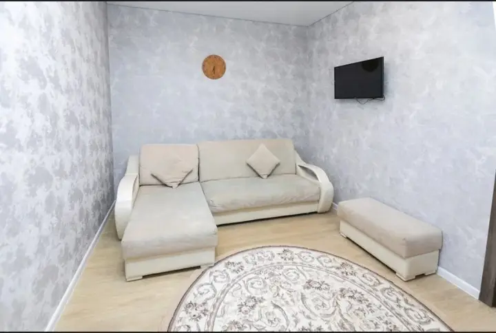 Сургут: Квартира на Крылова 32
