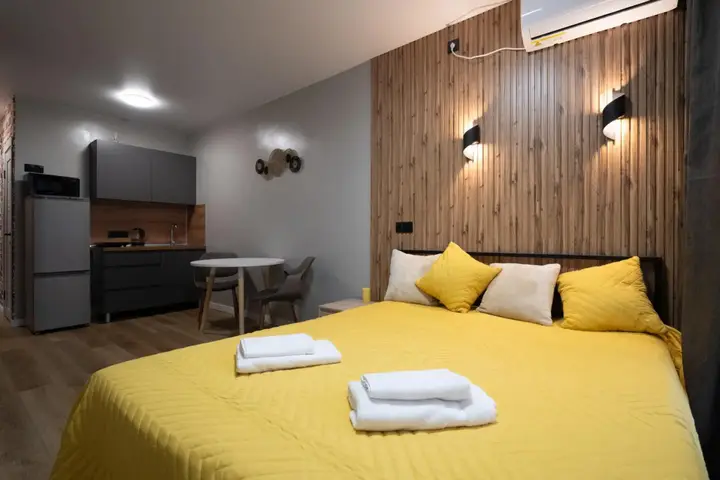 Москва: MOKO Apartments на улице Новоостаповская д. 20