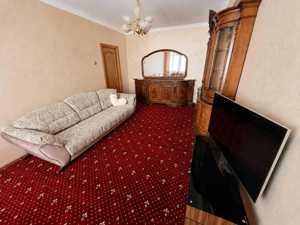 Москва: Moment House (Момент Хаус)  Марксистская 9