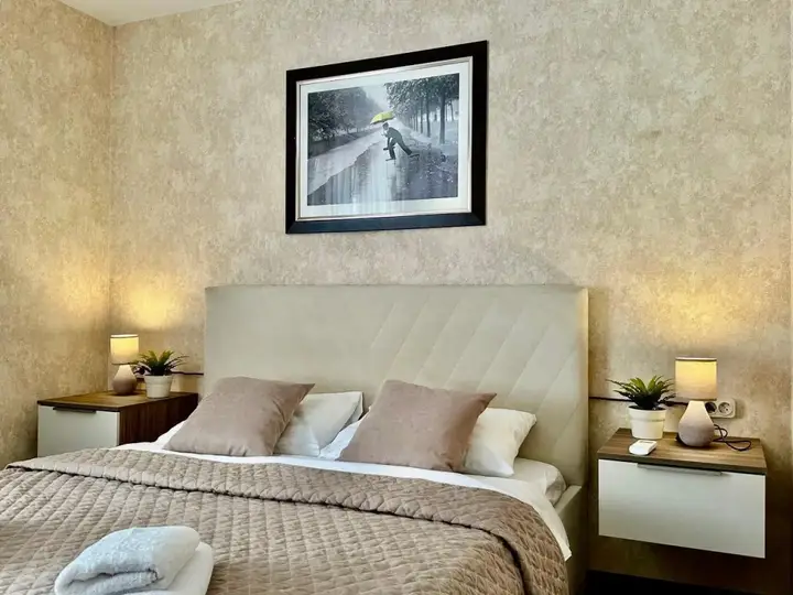 Сочи: Sun City Apartment (Сан Сити Апартмент) на улице Красноармейская 4