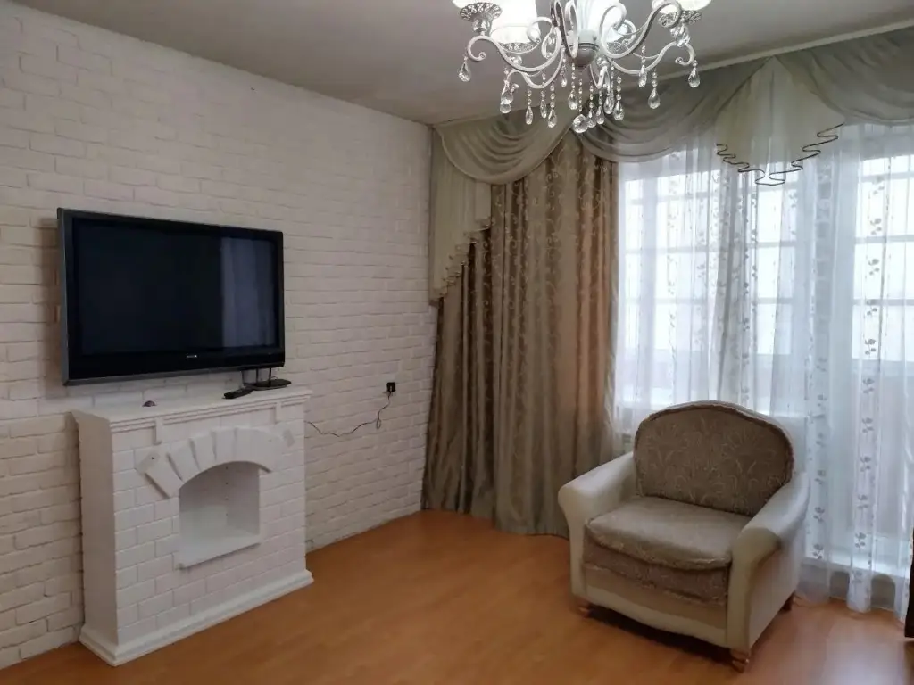 Красноярск: Апартаменты на Копылова, 72