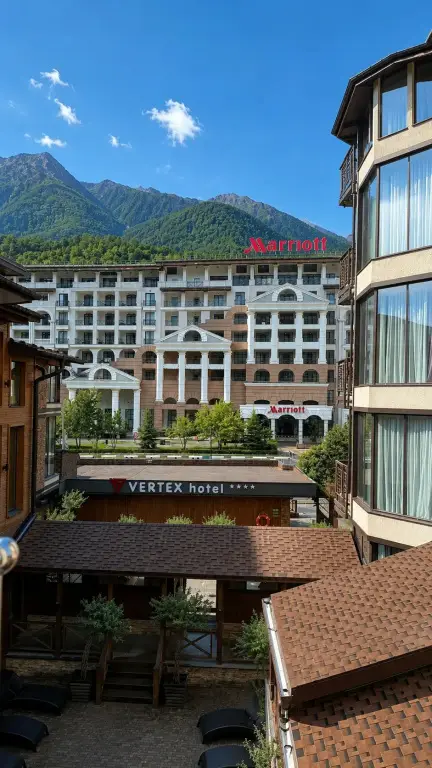 Эсто-Садок: Апартаменты Море Квартир Из Окон Открывается Вид на Горы и Marriott