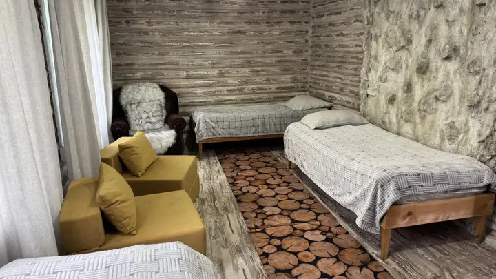 Горячинск: Номера в доме в стиле Art House (Арт Хаус)
