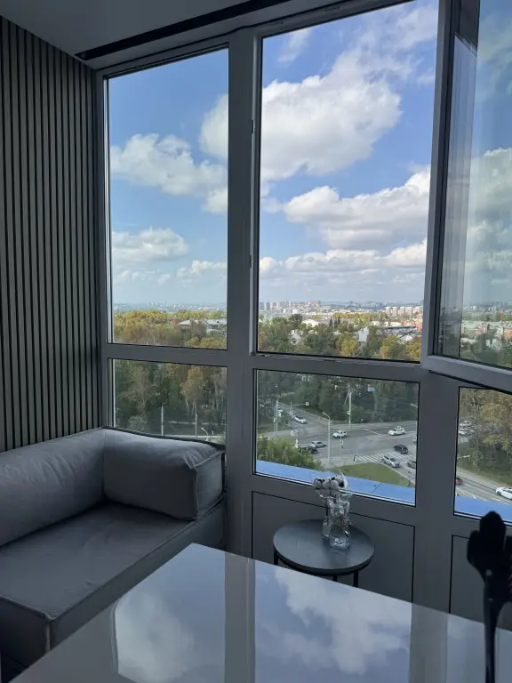 Иркутск: Квартира с панорамным видом на Ангару