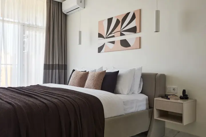 Сочи: Апартаменты Red Apartments Светлана парк Карнелия