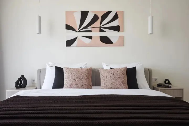 Сочи: Апартаменты Red Apartments Светлана парк Карнелия