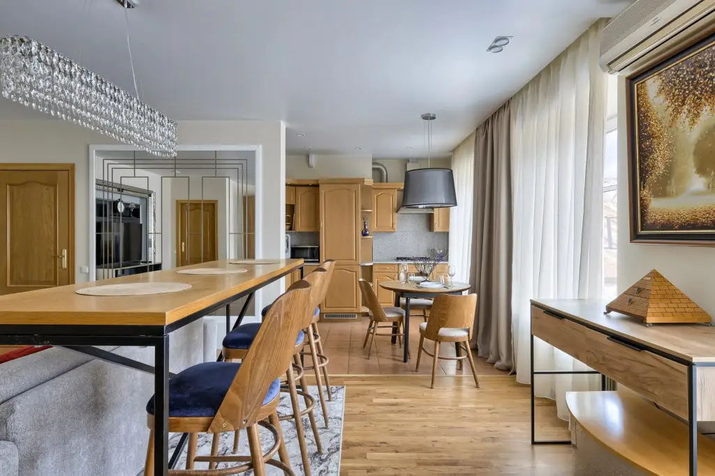 Санкт-Петербург: Квартира Myhome Yourhome на набережной реки Мойки 25