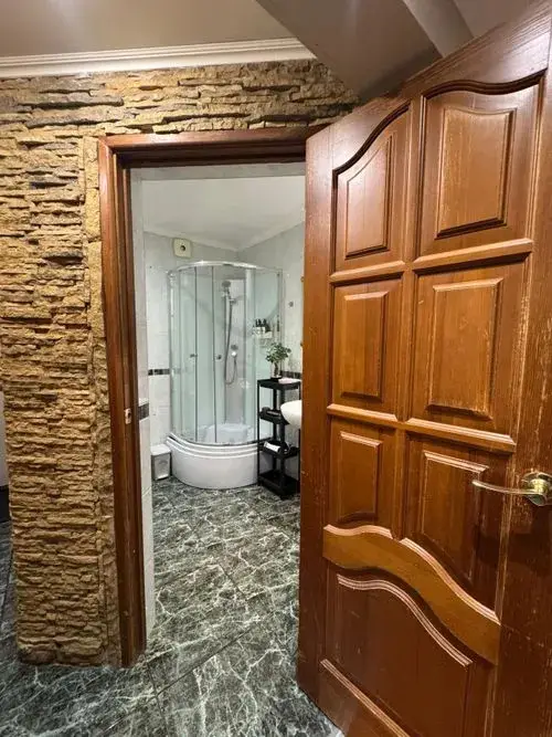Казань: Квартира 2-к. 54,2 м²4 Кровати в Центре Казани
