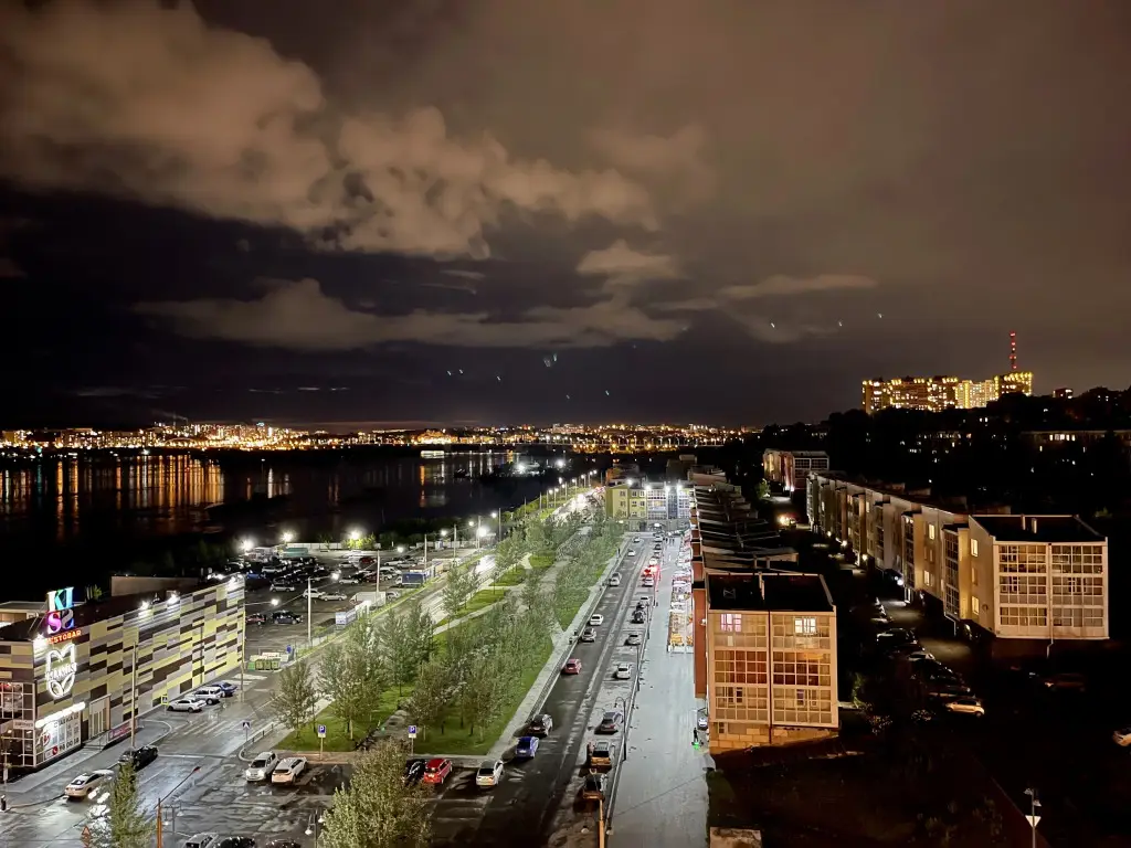 Квартира с шикарной лоджией на Верхней набережной — фото 1