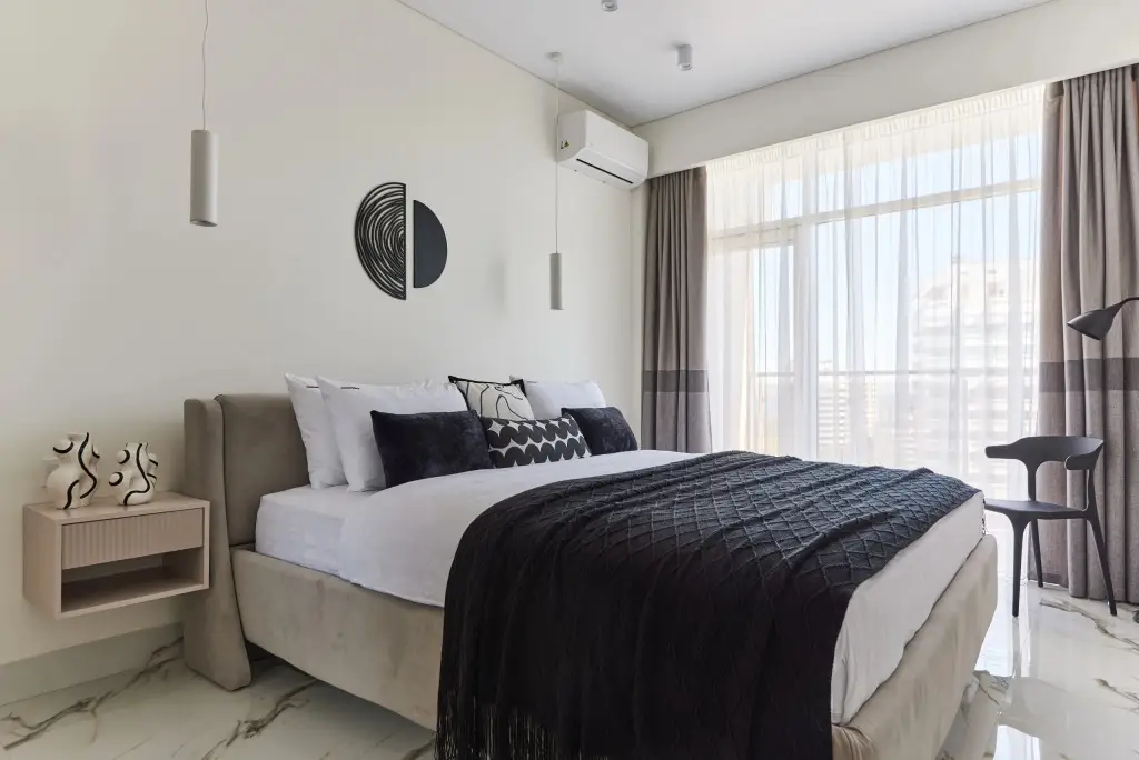 Апартаменты Red Apartments Светлана парк Леона — фото 1