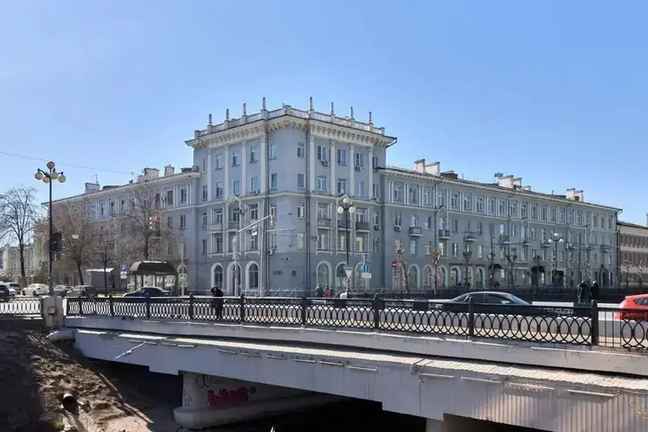 Казань: Апартаменты на улице Лево-Булачной