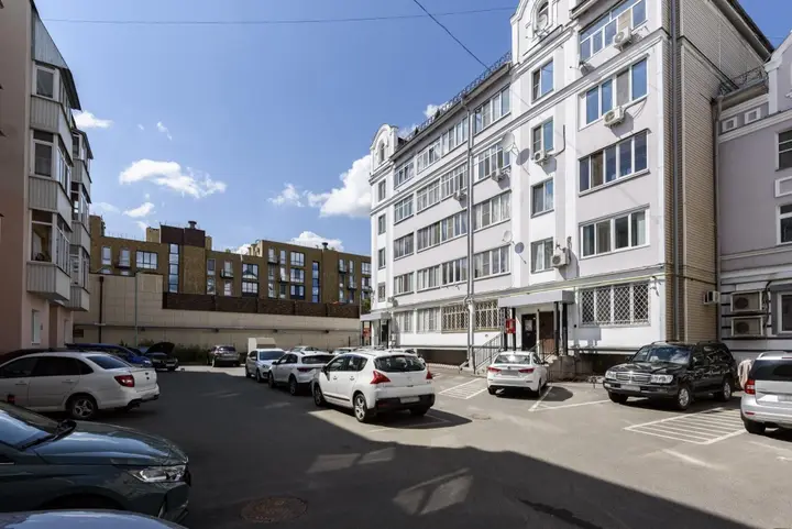 Казань: Апартаменты на улице Лево-Булачная