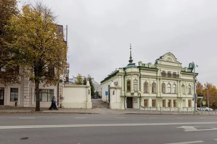 Казань: Апартаменты на улице Театральная 1/29