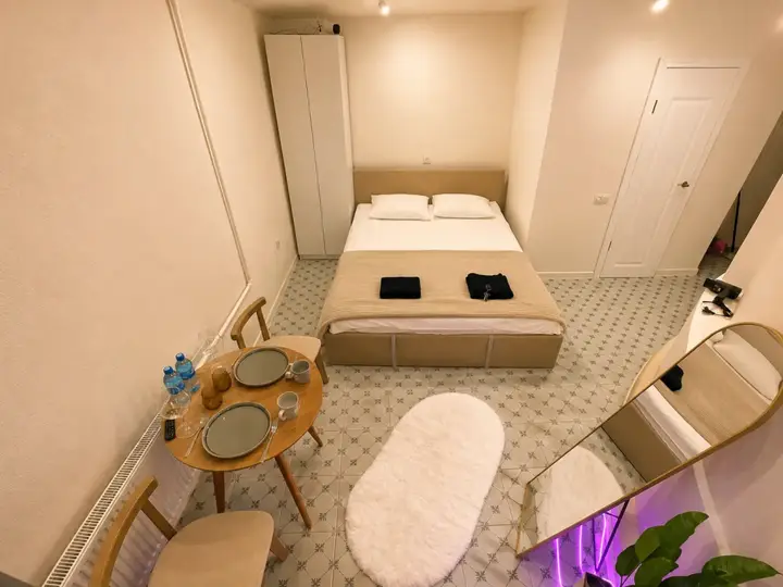 Тула: Апартаменты Roomstay Грибоедова 105 Secret Patio