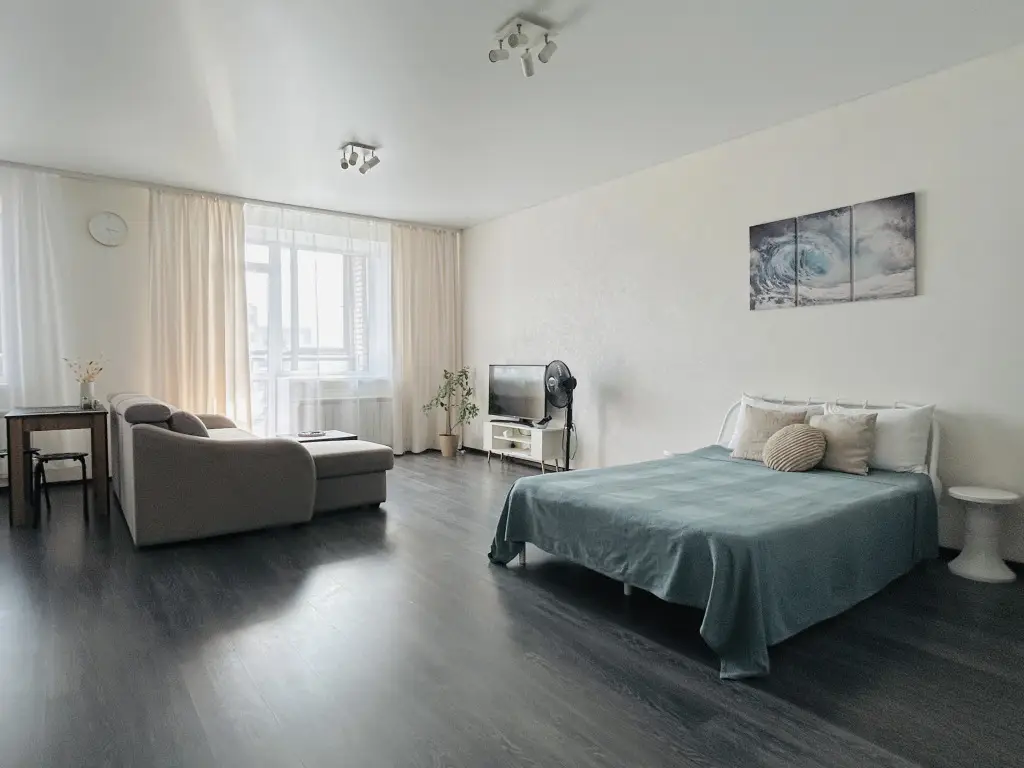 Омск: Апартаменты Cozy rent Waves