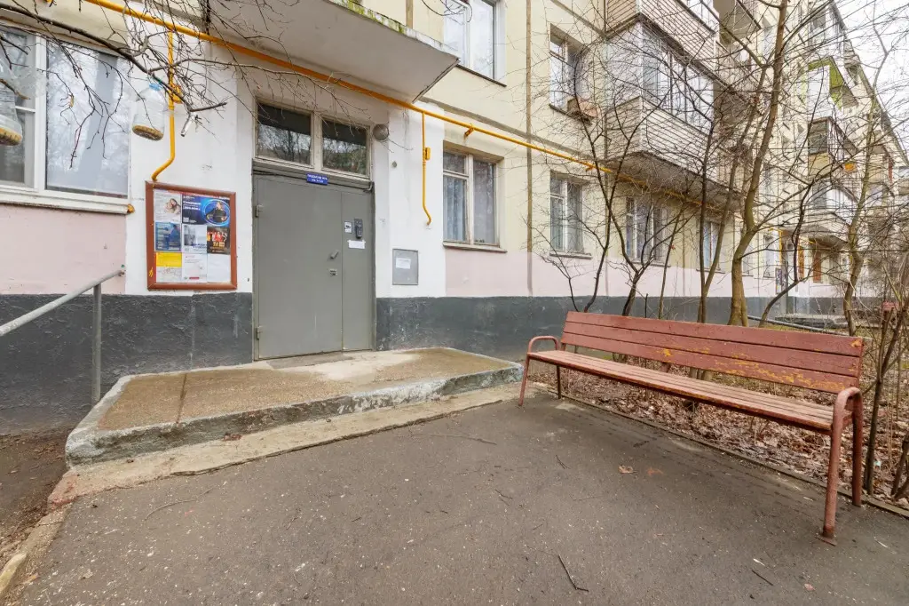 Квартира со свежим ремонтом возле метро Аминьевская — фото 1