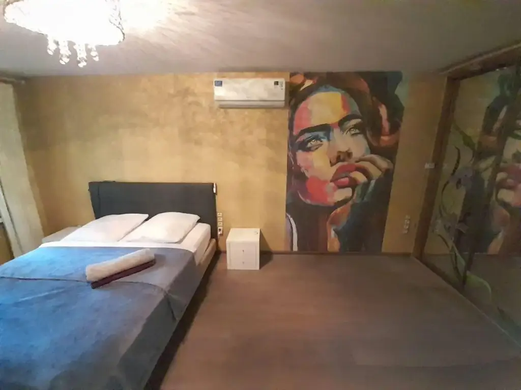 Москва: Moment House (Момент Хаус) на Кухмистерова 3к1