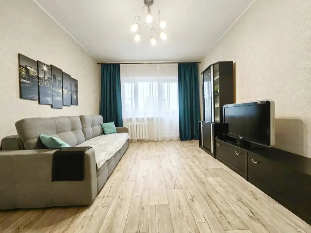 Северодвинск: Квартира Like Home Просторная светлая двушка рядом с заводом Звёздочка