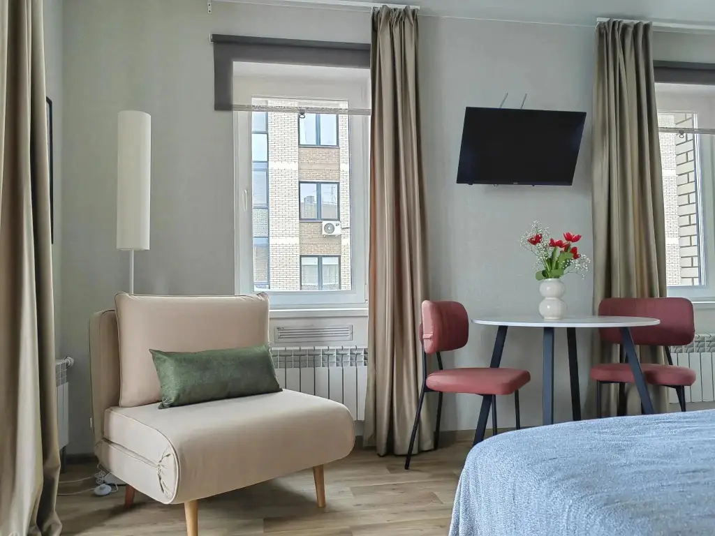Иркутск: Apartments on Lebedeva-Kumacha, 29