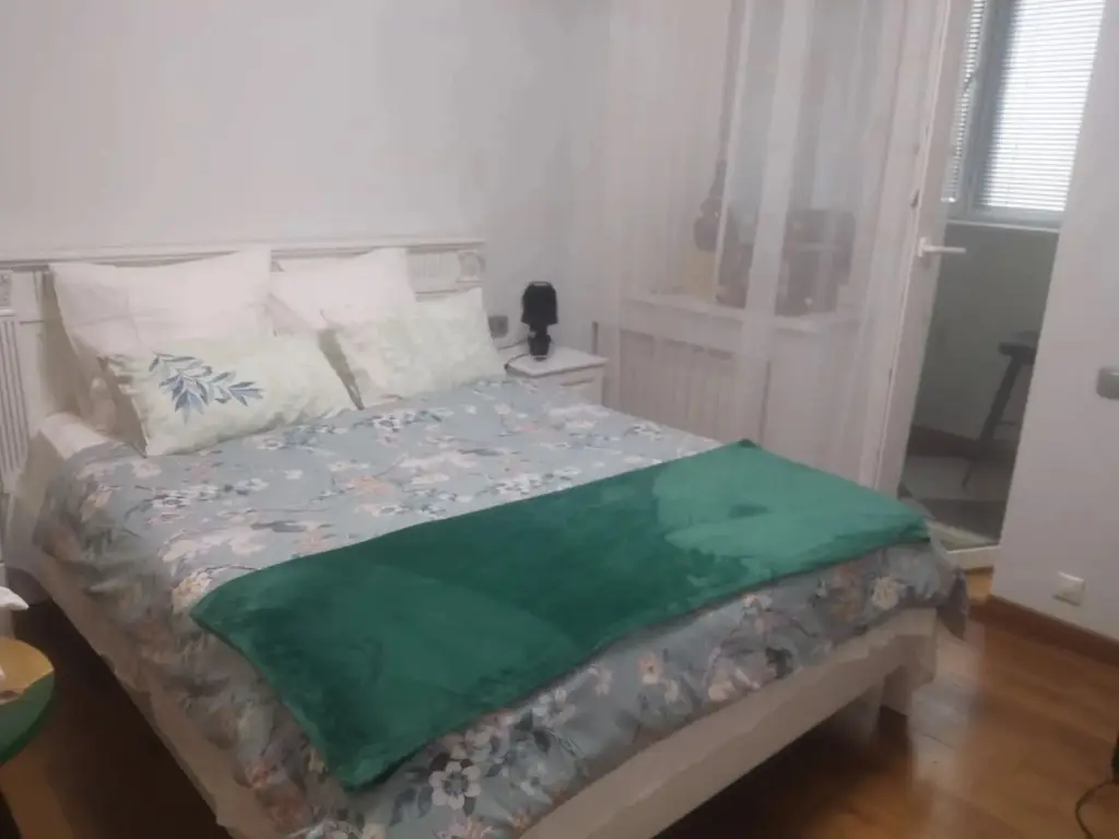 carousel image 5