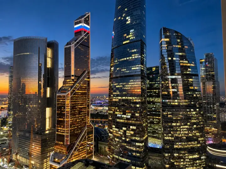 Москва: Апартаменты Sky City Moscow Эксклюзивный мраморный! Редкая широкая панорама на все башни Москва Сити! Алиса Макс