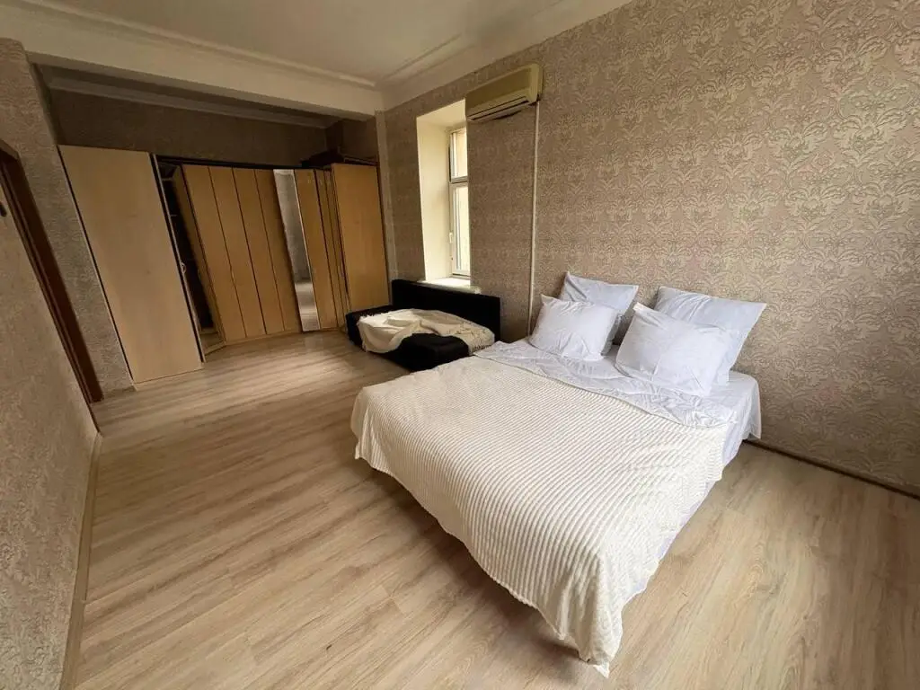 Москва: Moment House (Момент Хаус) на проспекте Кутузовский 23к1